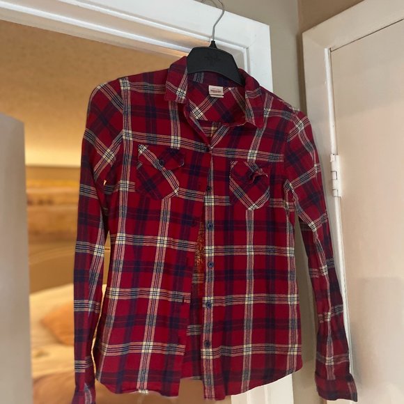 Women's Plaid Button-Down Shirt' - Picture 1 of 1